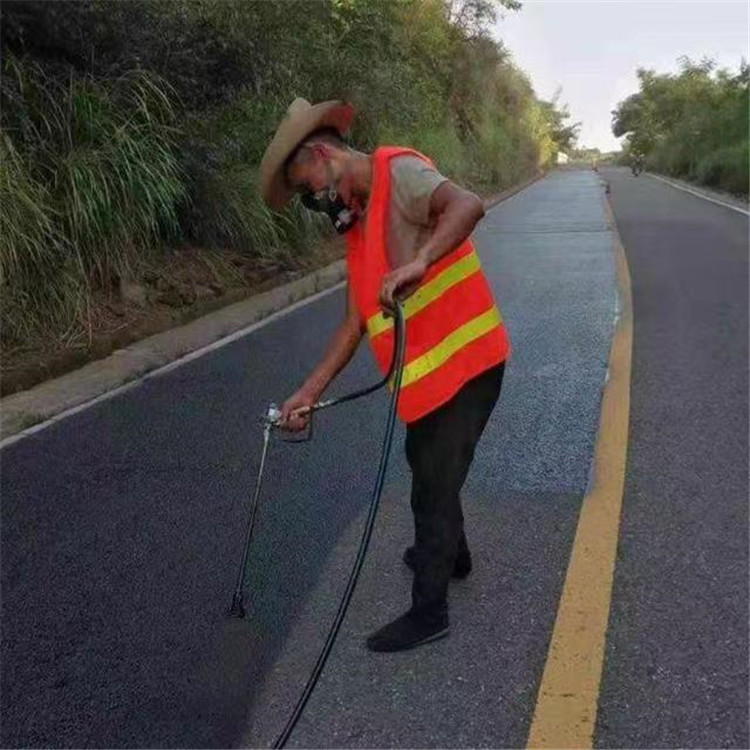 磐石 彩色防滑路面的底涂是保障路面附着力