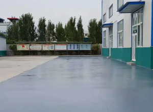 磐石彩色路面喷涂翻新的材料对冬季